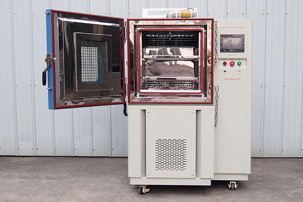 Chambres d'essai de batterie vs chambres environnementales générales