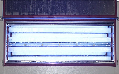 Quelle est la différence d'application de la lampe UVA340 et UVB313 dans la chambre d'essai de vieillissement UV?