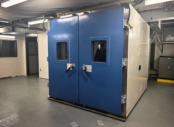 De la planification à la mise en service : LIB livre une Chambre Walk-In TH-080C pour Mesures Canada
